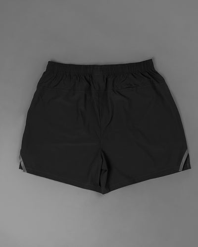 V3 Shorts in Graphite
